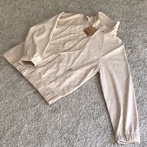 NEUTRAL CHECKERED LIGHT WEIGHT JACKET - MEDIUM NWT